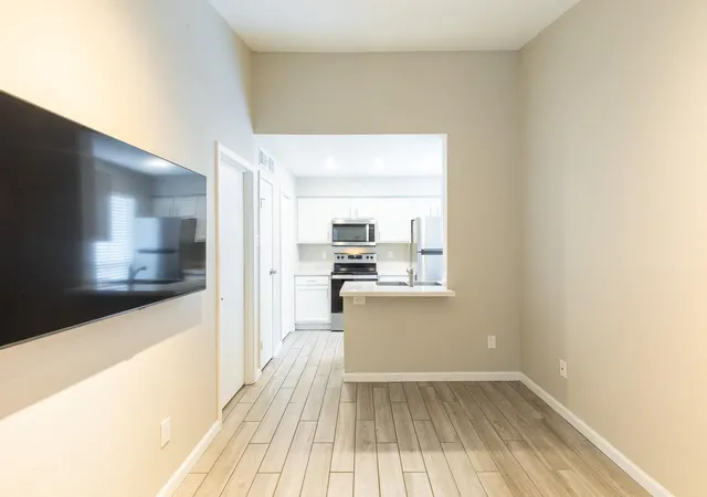 5th image of 3900 Woodchase Dr #132, Houston, TX 77042 | MLS# 16627090