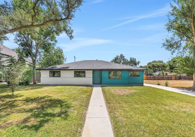 1st image of 7915 S Braeswood Blvd, Houston, TX 77071 | MLS# 53264053