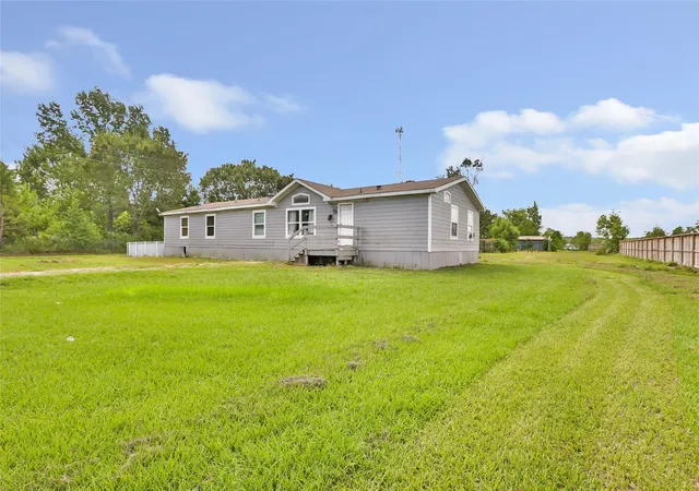 1st image of 2809 County Road 676, Dayton, TX 77535 | MLS# 7605655
