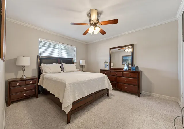 Listing Photo 4 - Condo for sale in building located at 15575 Marina Dr, Montgomery, TX 77356 - Unit #217C