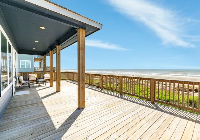 Homes for sale in Surfside Beach, TX | 4835 Bluewater Dr, Surfside Beach, TX 77541 | MLS# 29978287