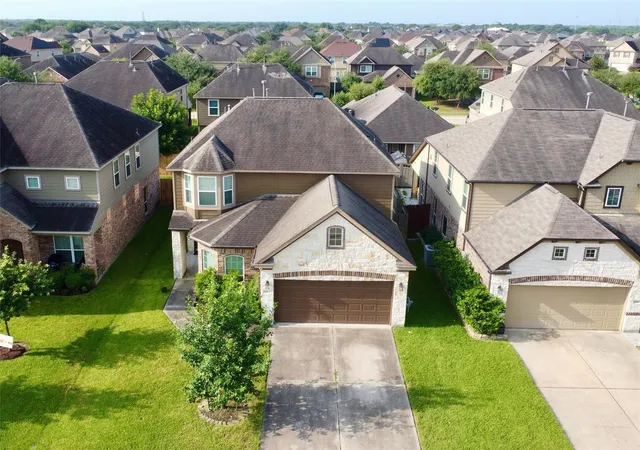 Photo 1 of Single family home for sale at 2623 Hunters Side Trl, Fresno, TX 77545 | MLS# 5914260 | Listing updated on 2026-07-10