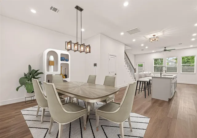 2nd image of 6808 Madrid St, Houston, TX 77021 | MLS# 49944029