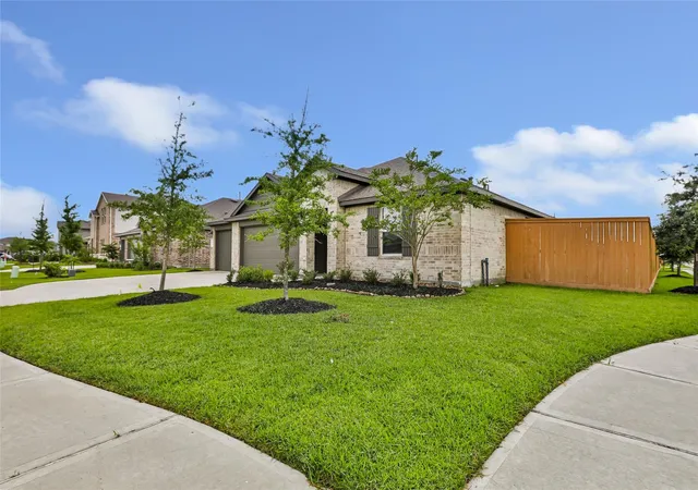 Photo 3 of Single family home for sale at 500 San Marcos Trl, Dayton, TX 77535 | MLS# 32632853 | Listing updated on 2026-10-15