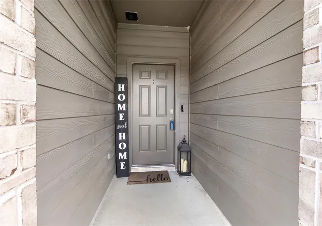 Photo 3 of Single family home for sale at 500 San Marcos Trl, Dayton, TX 77535 | MLS# 32632853 | Listing updated on 2026-10-15