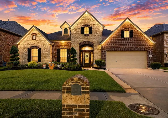 3rd image of 4313 Ashley Ln, Deer Park, TX 77536 | MLS# 56865611