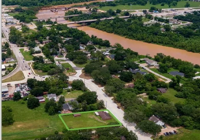 3rd image of 912 Richmond Pkwy, Richmond, TX 77469 | MLS# 23194268