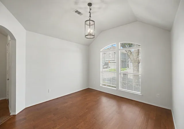 Photo 3 of Sale Pending at 16523 Strathmore Manor Ln, Houston, TX 77090 | MLS# 66655368 | Listing updated on 2026-08-19