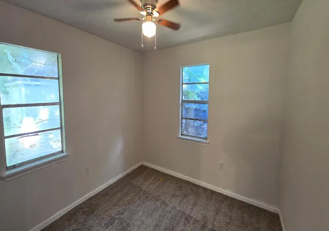 Photo 3 of Single family home for sale at 1014 N Arcola St, Angleton, TX 77515 | MLS# 95993040 | Listing updated on 2026-09-15