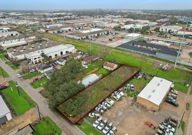 Photo 1 of Land for sale at 5714 Gardendale Dr, Houston, TX 77092 | MLS# 69800797 | Listing updated on 2026-08-11