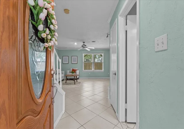 2nd image of 4514 Albatross Dr, Seabrook, TX 77586 | MLS# 9377319