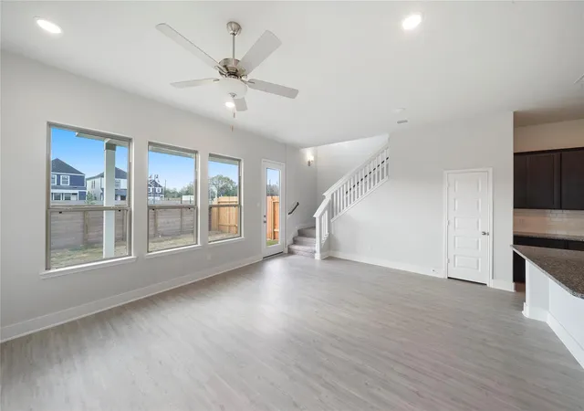 4th image of 13405 Sun Cay Dr, Houston, TX 77047 | MLS# 23576478
