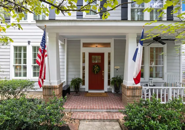 2nd image of 18 Courtland Green St, Spring, TX 77382 | MLS# 82133645