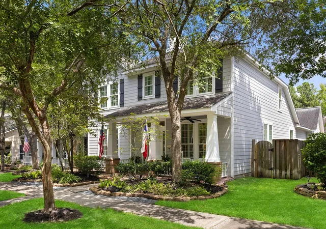 Photo 3 of Single family home for sale at 18 Courtland Green St, Spring, TX 77382 | MLS# 82133645 | Listing updated on 2026-09-06