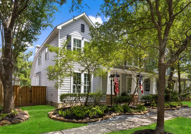 Photo 4 of Single family home for sale at 18 Courtland Green St, Spring, TX 77382 | MLS# 82133645 | Listing updated on 2026-09-06