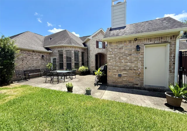 Photo 3 of Single family home for sale at 14834 Ashford Springs Ln, Humble, TX 77396 | MLS# 16957626 | Listing updated on 2026-07-27