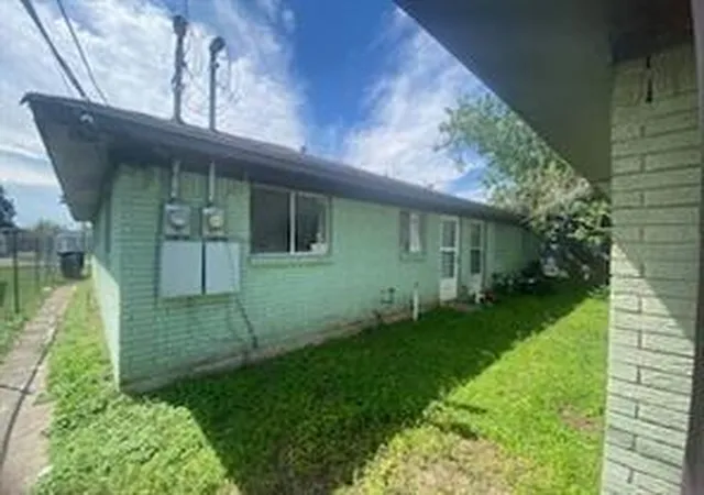 3rd image of 3507 Sunbeam St, Houston, TX 77051 | MLS# 56055486