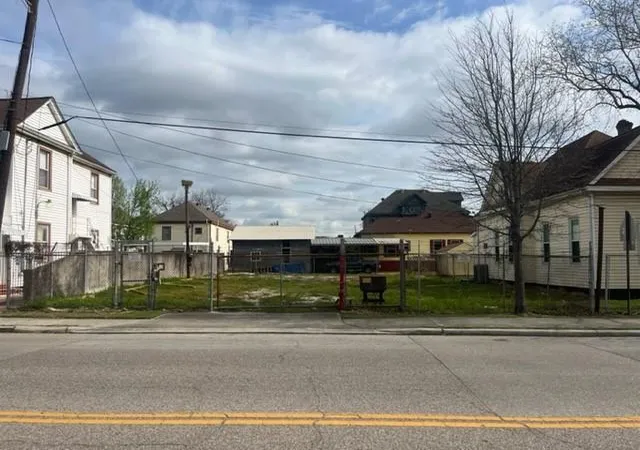 1st image of 2515 Canal Street Street, Houston, TX 77003 | MLS# 79207896