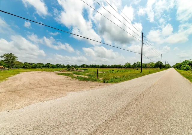 14th image of 2289 County Road 163, Alvin, TX 77511 | MLS# 57394866