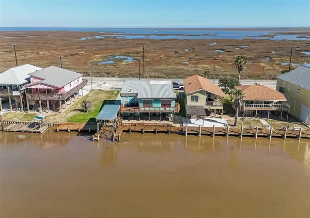 2nd image of 4258 Fm 2031 Beach Rd, Matagorda, TX 77457 | MLS# 75657372