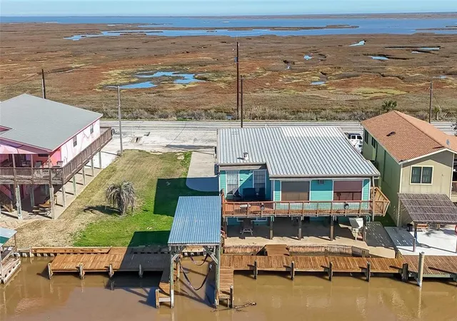3rd image of 4258 Fm 2031 Beach Rd, Matagorda, TX 77457 | MLS# 75657372