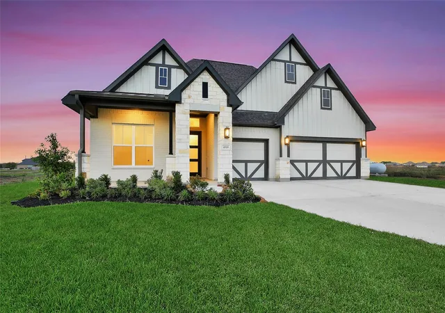 Photo 2 of Single family home for sale at 4519 Magnolia Bnd Dr, Rosharon, TX 77583 | MLS# 75012819 | Listing updated on 2026-08-30