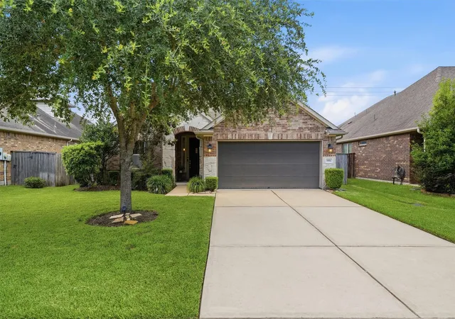 Homes for sale in Pearland, TX | 1911 Cedar Ridge Ln, Pearland, TX 77089 | MLS# 83508311