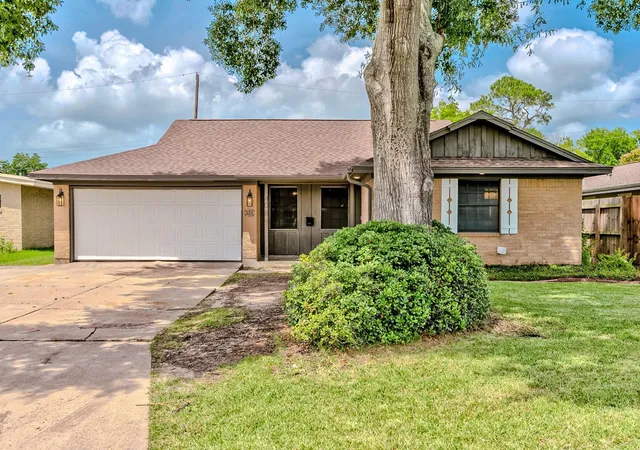 2nd image of 408 N 36th St, Nederland, TX 77627 | MLS# 5475460