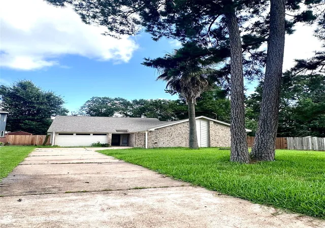 Photo 2 of Single family home for sale at 25106 Collingtree Dr, Spring, TX 77389 | MLS# 35076968 | Listing updated on 2026-08-11