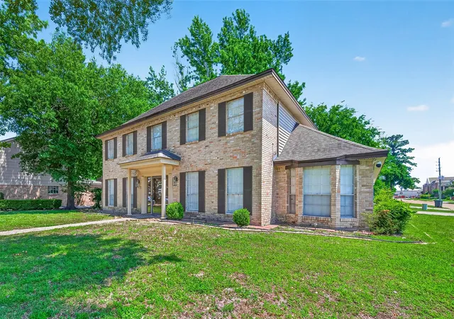 Photo 2 of Single family home for sale at 1523 Bodart Dr, Houston, TX 77090 | MLS# 65877596 | Listing updated on 2026-07-27