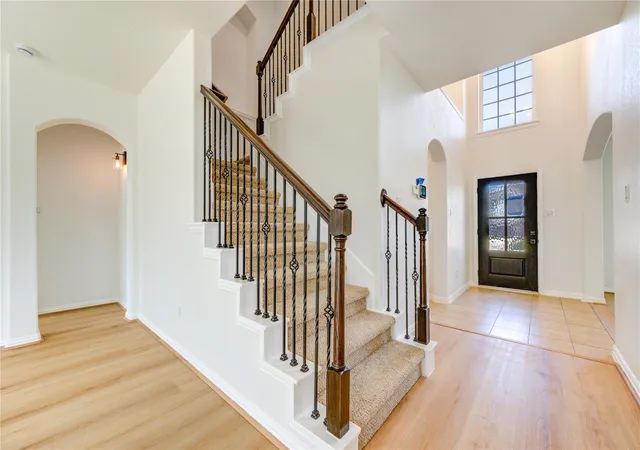 Photo 4 of Single family home for sale at 9918 Wood Wind Ct, Baytown, TX 77521 | MLS# 68549623 | Listing updated on 2026-08-30