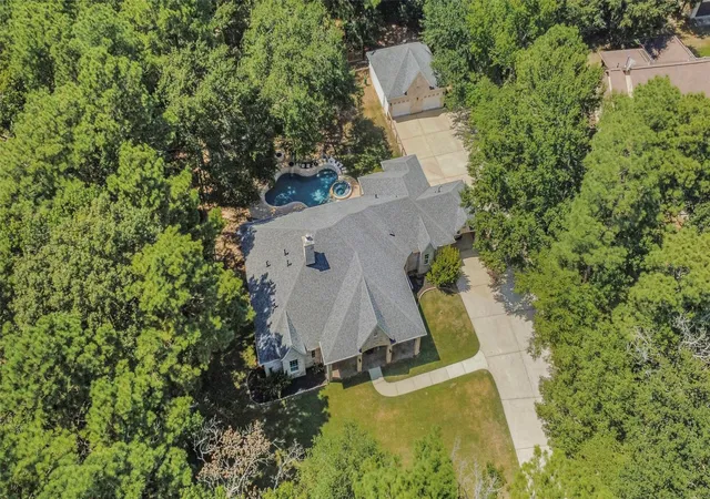 2nd image of 4046 Highland Pass, Montgomery, TX 77316 | MLS# 98574282