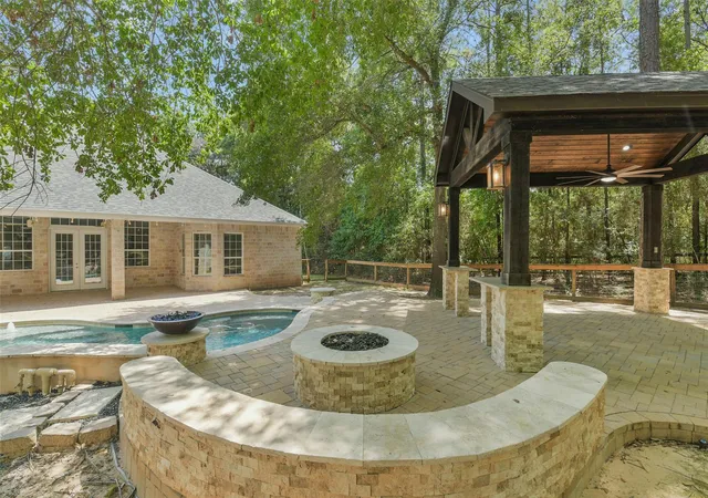 4th image of 4046 Highland Pass, Montgomery, TX 77316 | MLS# 98574282
