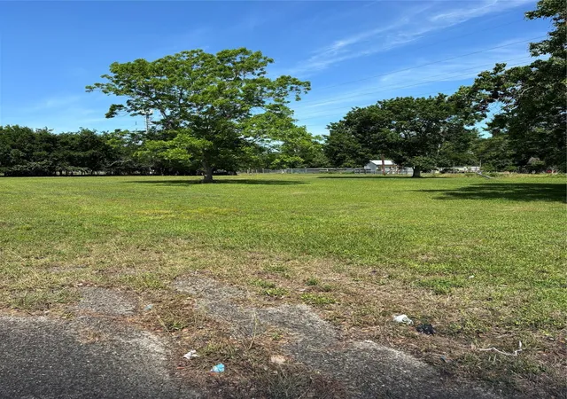 4th image of 3706 Strawberry Rd, Pasadena, TX 77504 | MLS# 22459865