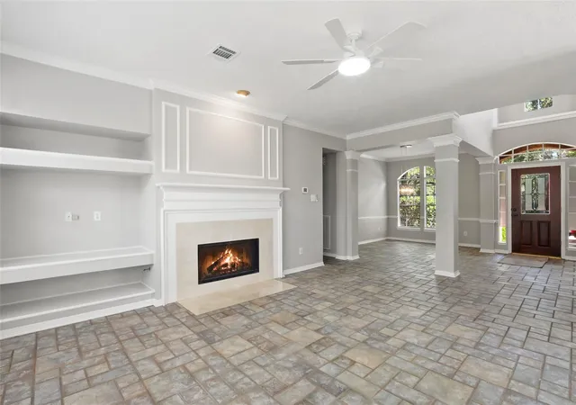 Photo 3 of Sale Pending at 3202 Pleasant Cvs Ct, Houston, TX 77059 | MLS# 50399510 | Listing updated on 2026-08-27