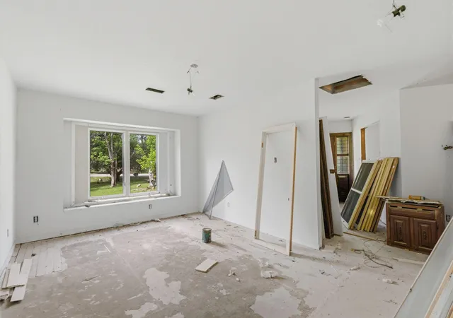 Photo 4 of Single family home for sale at 4931 Ave T, Santa Fe, TX 77510 | MLS# 16285379 | Listing updated on 2026-05-16