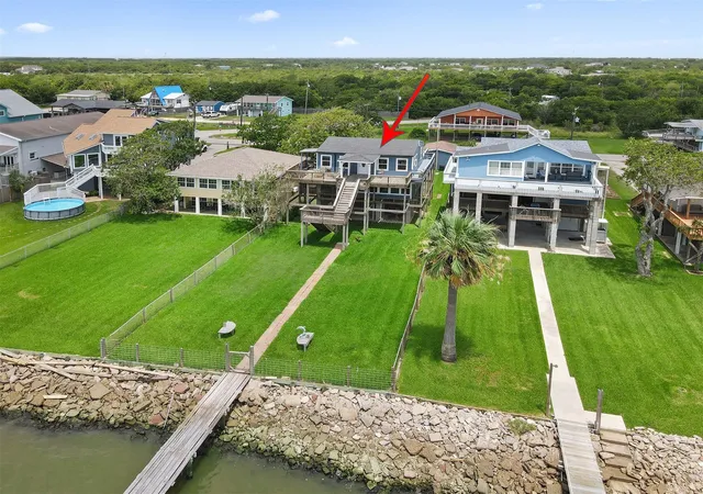 1st image of 1537 John St, Dickinson, TX 77539 | MLS# 5300338