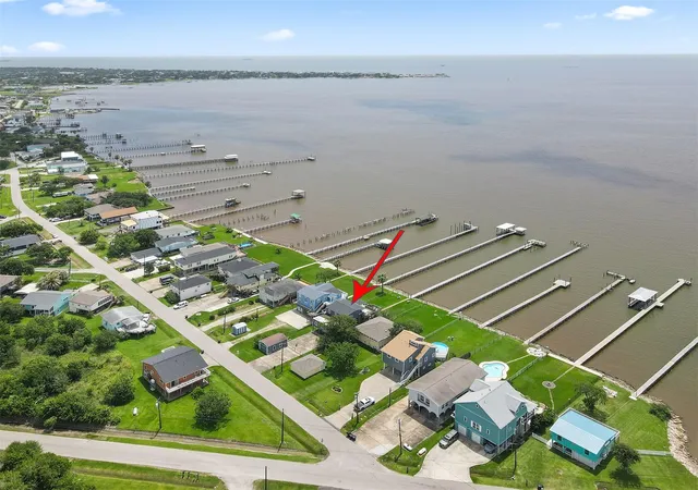 8th image of 1537 John St, Dickinson, TX 77539 | MLS# 5300338