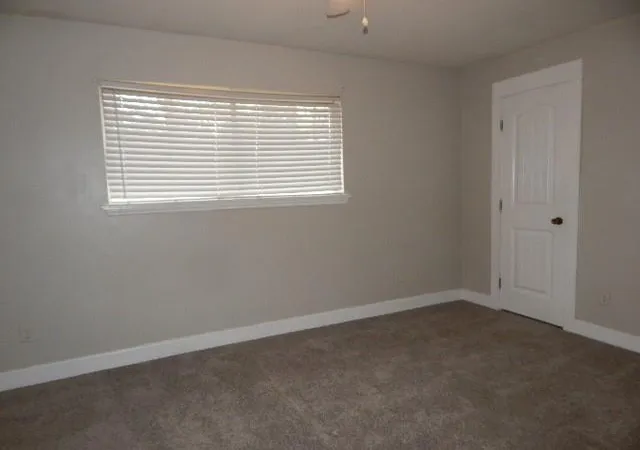 Photo 4 of Single family home for sale at 615 River Plantation Dr, Conroe, TX 77302 | MLS# 63639002 | Listing updated on 2026-10-08
