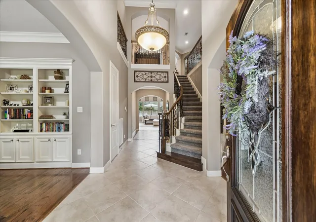 Photo 3 of Single family home for sale at 6103 Rustic Crk Ln, Kingwood, TX 77345 | MLS# 21634283 | Listing updated on 2026-09-05