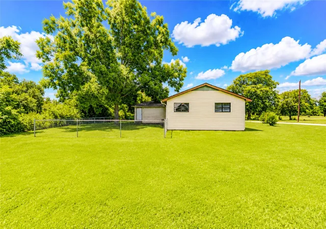 Homes for sale in Santa Fe, TX | 3907 Avenue J, Santa Fe, TX 77510 | MLS# 30511986