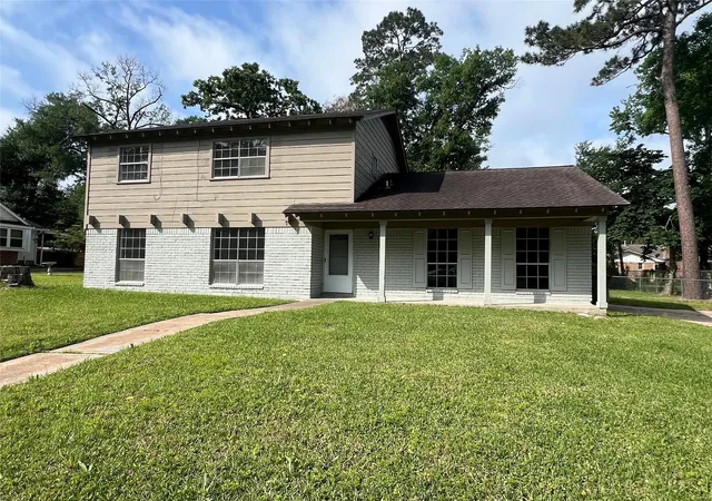 Homes for sale in Huntsville, TX | 204 Pine Valley St, Huntsville, TX 77320 | MLS# 57379259
