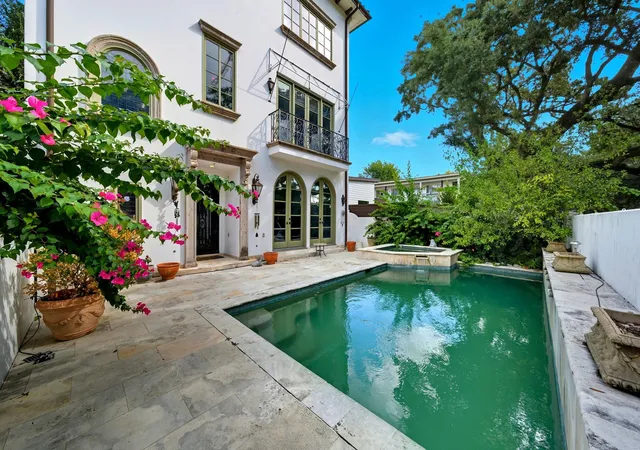 3rd image of 2370 Bolsover St, Houston, TX 77005 | MLS# 33031303