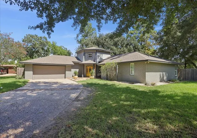1st image of 5840 Wynden Wy, Beaumont, TX 77706 | MLS# 30343086
