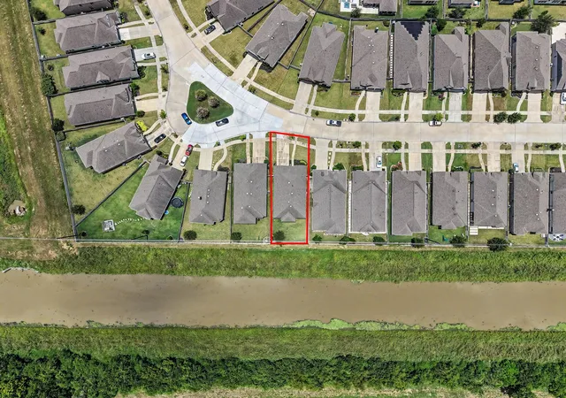 Photo 2 of Single family home for sale at 4253 Arbor Crst Ln, Manvel, TX 77578 | MLS# 3980448 | Listing updated on 2026-09-13