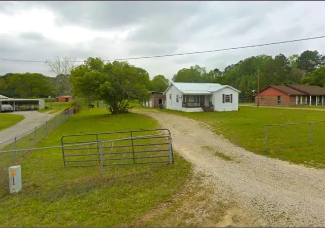 Photo 3 of Single family home for sale at 21384 Baptist Encampment Rd, New Caney, TX 77357 | MLS# 7928085 | Listing updated on 2026-06-29