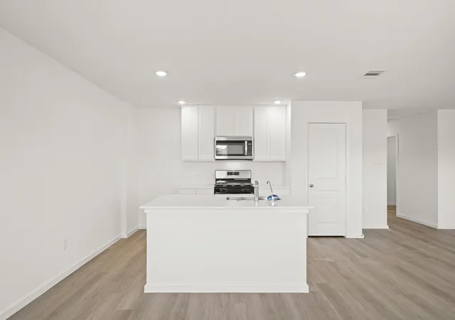 4th image of 21919 Vernazza Bend Dr, Hockley, TX 77447 | MLS# 53319176
