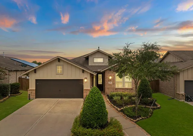 Photo 2 of Single family home for sale at 15711 Talala Trl, Cypress, TX 77433 | MLS# 2193420 | Listing updated on 2026-09-13