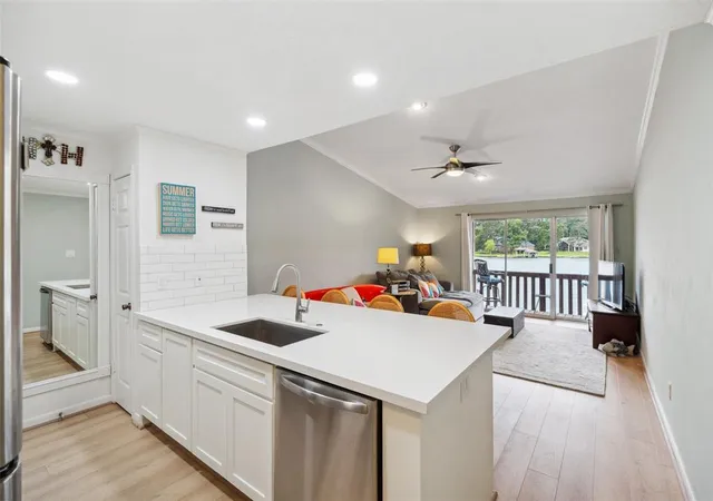 5th image of 801 River Rd #F120, Montgomery, TX 77356 | MLS# 92884168