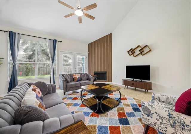 Photo 3 of Single family home for sale at 15518 Forest Crk Farms Dr, Cypress, TX 77429 | MLS# 94438481 | Listing updated on 2026-09-14